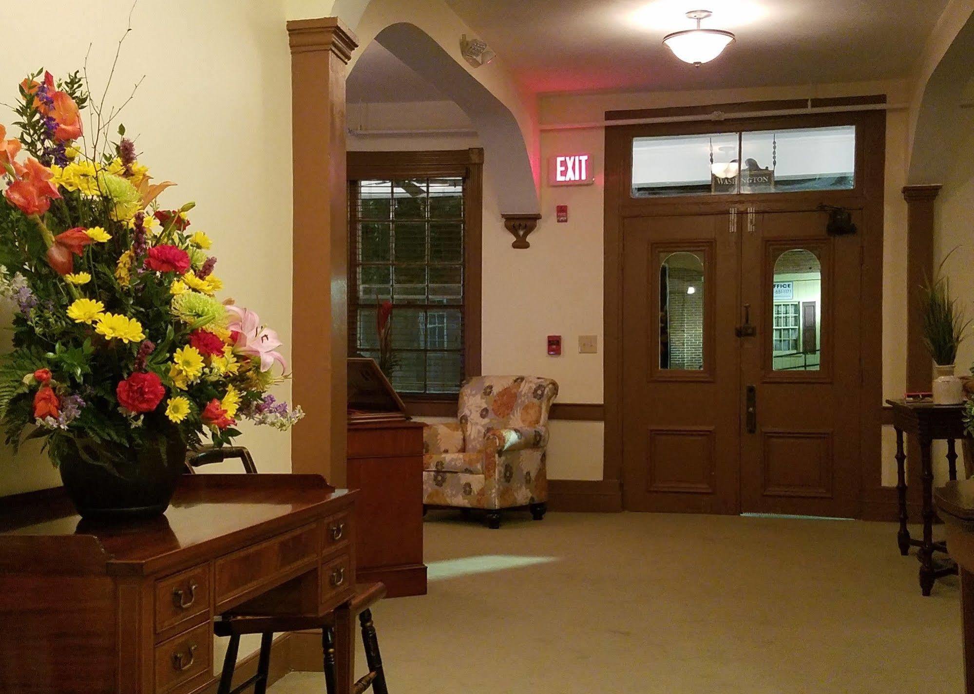 Washington Inn & Tavern MARYLAND Экстерьер фото
